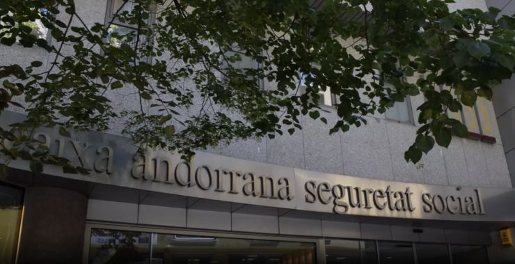 La façana de la Caixa Andorrana de Seguretat Social.